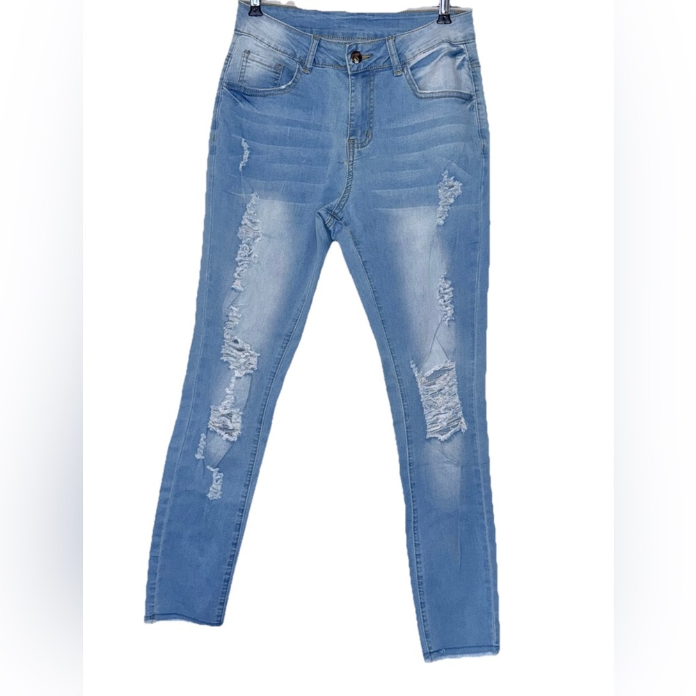 Jeans Women’s Blue Denim Skinny Fit Light Wash Distressed Raw Hem Size Small